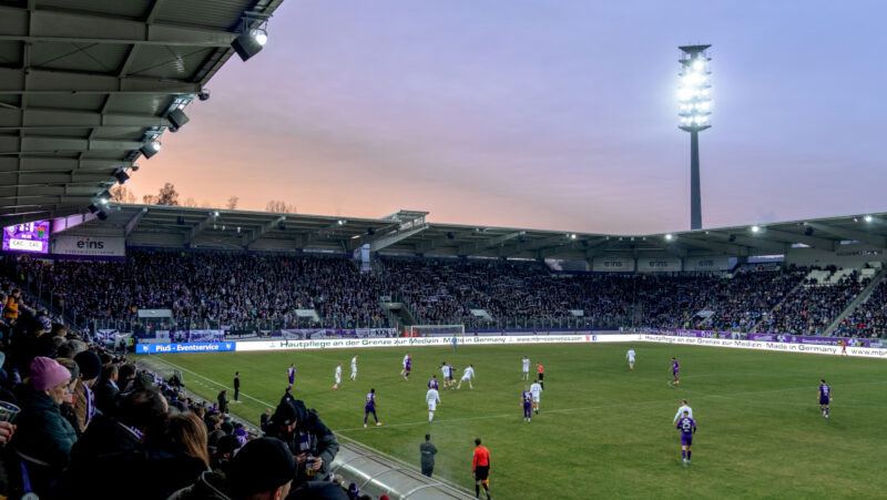 Aue gegen Cottbus vor größter Kulisse seit 15 Jahren