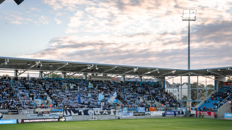 Beim Chemnitzer FC soll auch 2026/27 der Ball in der Regionalliga Nordost rollen