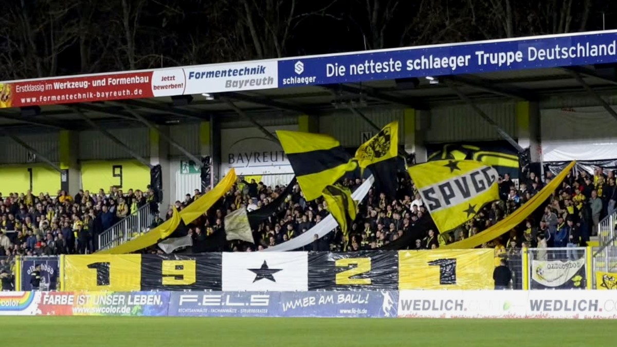 Du betrachtest gerade Regionalliga Bayern: Kostenloser Eintritt sorgt für Rekordkulisse