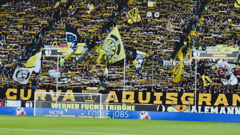 Die Fans von Alemannia Aachen in der 3. Liga.