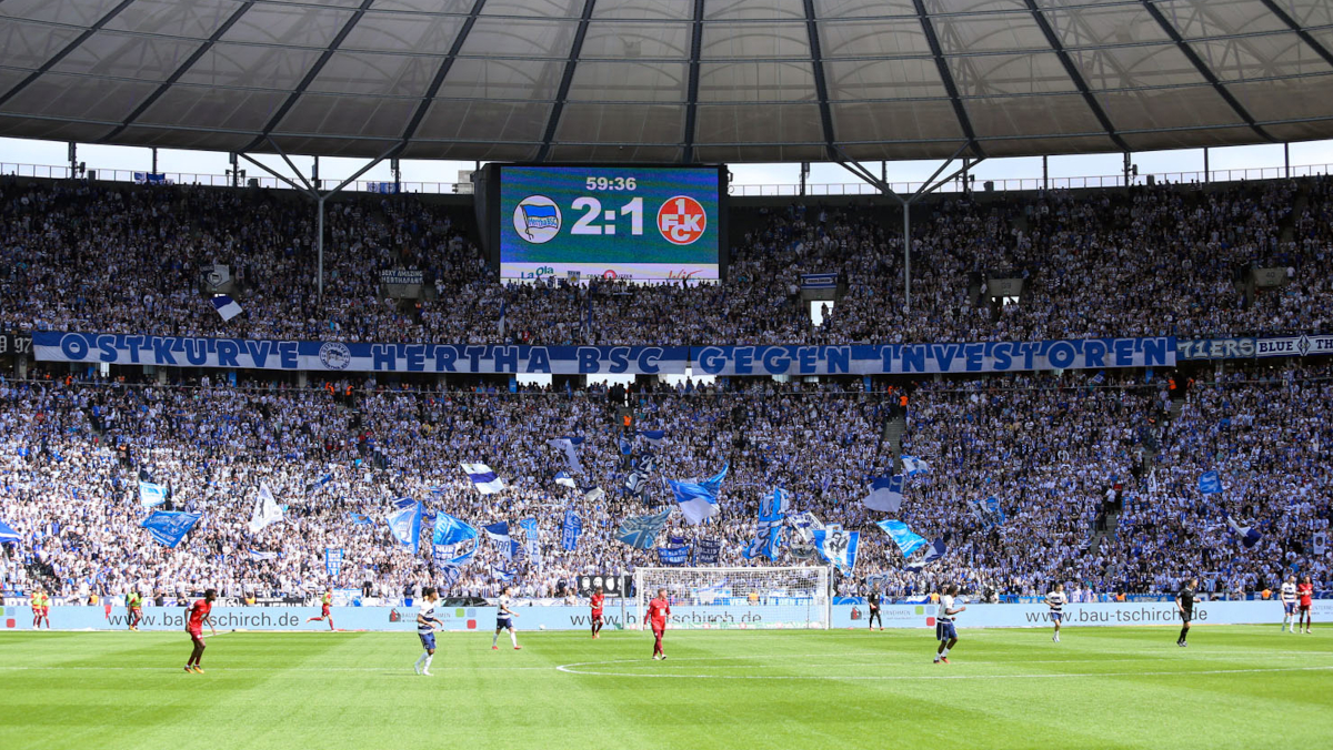 Fans von Hertha BSC im Olympiastadion