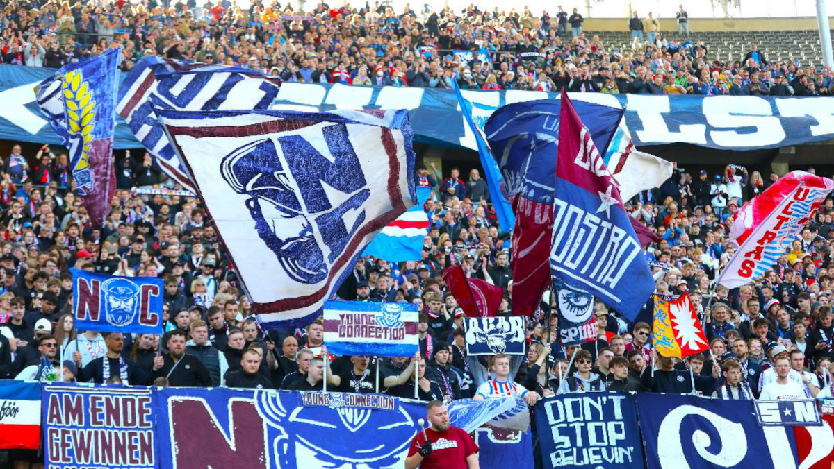 Holstein Kiel Auswärtsfahrer in Berlin