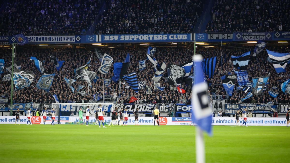 Bundesliga-Heimspiel des HSV vor historisch größter Kulisse