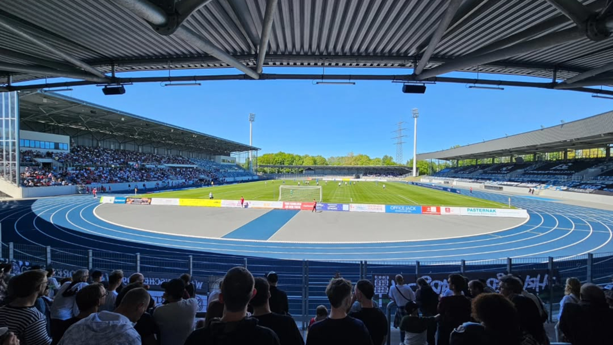 Fünftliga-Topspiel sorgt für Zuschauerrekord