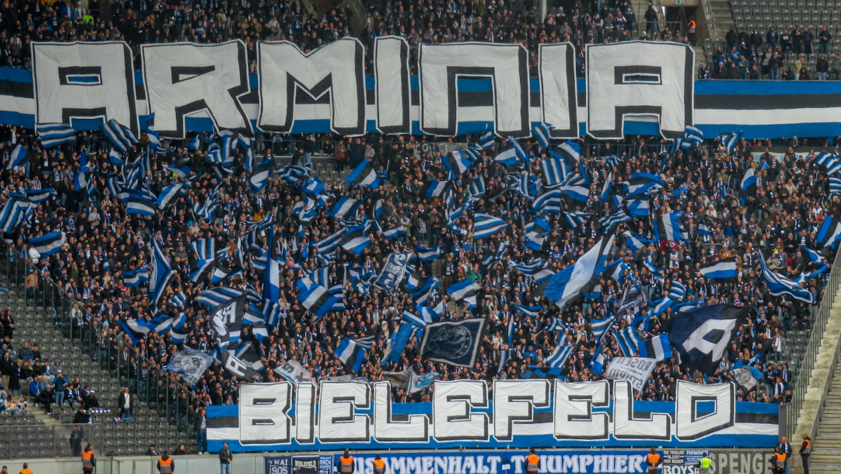 Du betrachtest gerade 2. Bundesliga: Zuschauer und Auswärtsfahrer