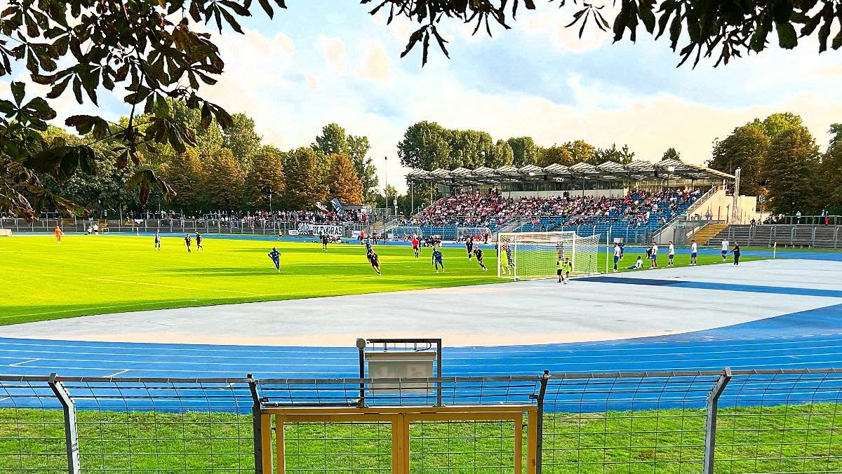 Viertligist feiert Stadion-Umzug mit Gratis-Spiel