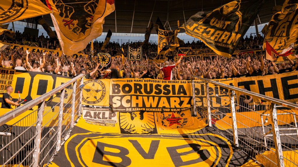 Auswärtsfahrer Borussia Dortmund