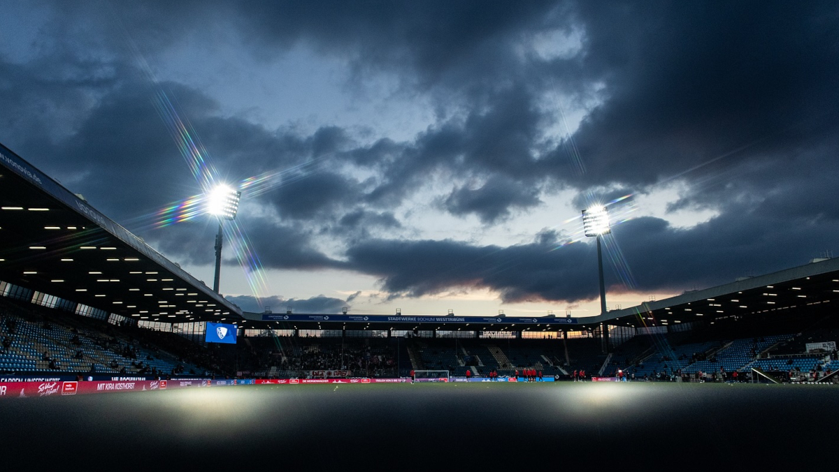 Zweitligist erteilt Fans Hüpfverbot in der Fankurve